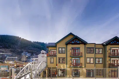 Lift Lodge